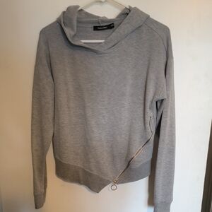 Doe & Rae Light Gray Knit Top